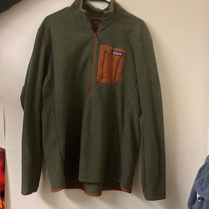 Patagonia mens XL quarter zip olive green